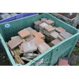 *CRATE CONTAINING A LARGE QUANTITY OF RED 6 INCH QUARRY TILES