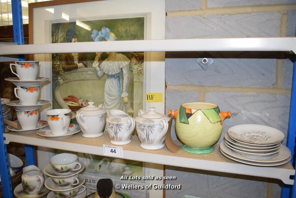 *SHELF OF PORCELAIN WARE AND COLLECTABLES