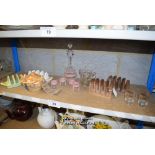 *SHELF OF GLASSWARE, PORCELAIN WARE AND COLLECTABLES