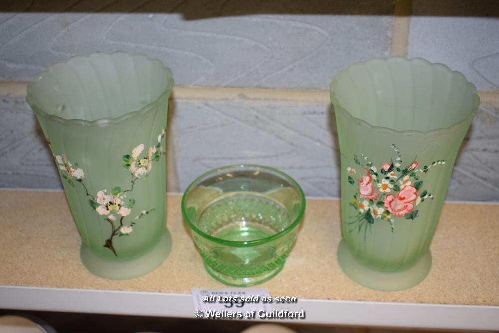 *SHELF CONTAINING TWO GLASS VASES AND ONE OTHER ITEM