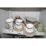 *SHELF OF MAINLY MIXED PORCELAIN WARE