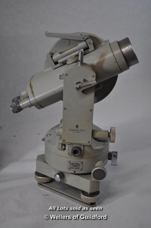 *Carl Zeiss, Dahlta 010 theodolite, no 247252 - Image 3 of 10