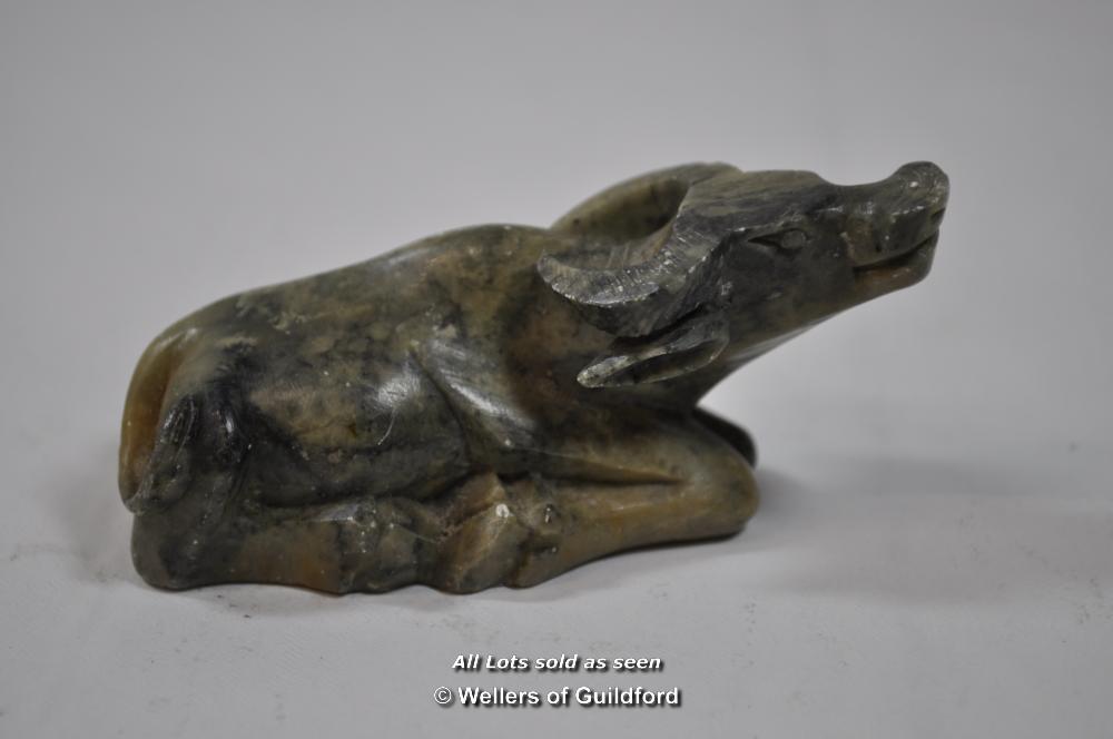 A carved figure of a water buffalo, 8.5cm. - Image 2 of 6