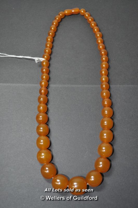 Baltic amber bead necklace with screw clasp, 51g, 53cm.