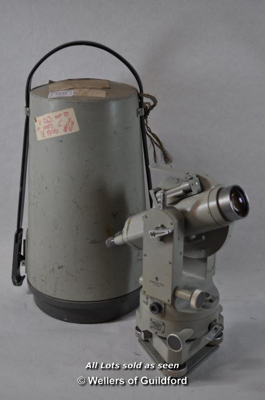 *Carl Zeiss, Dahlta 010 theodolite, no 247252 - Image 2 of 10