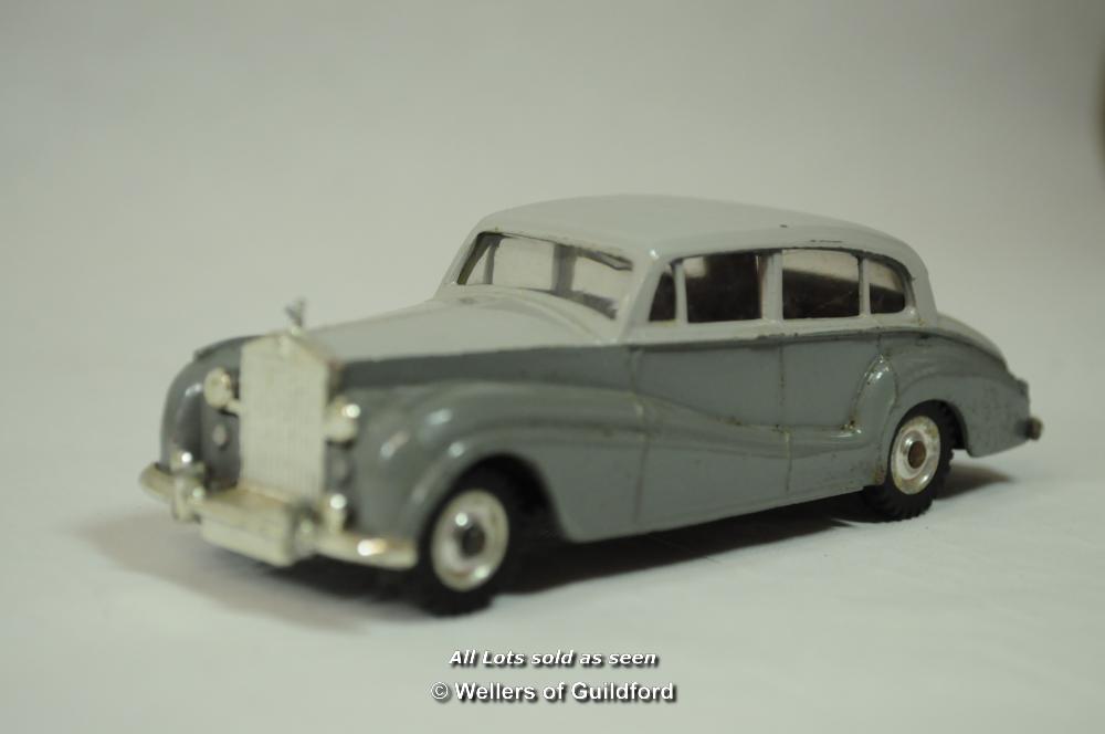 Dinky Toys No. 150 Rolls Royce Silver Wraith and No. 111 Triumph TR2 Sports, both with original - Image 6 of 11