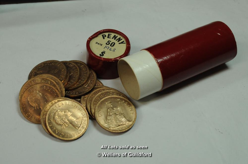 Elizabeth II bank 'tube' of 25 crowns, 1966; and 30 1/12 shillings; UK 100 shillings, 1965; 450 - Image 6 of 14
