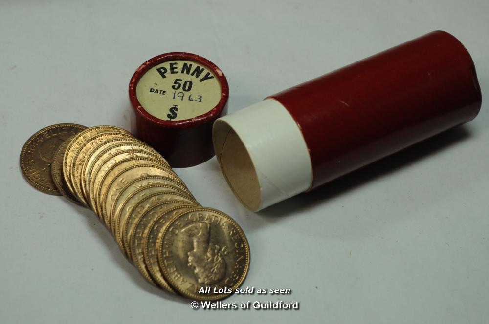 Elizabeth II bank 'tube' of 25 crowns, 1966; and 30 1/12 shillings; UK 100 shillings, 1965; 450 - Image 11 of 14