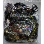 Bag containing costume jewellery, gross weight 3.13 kilograms