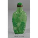 Chinese green glass snuff bottle cameo engraved with bird and fish.