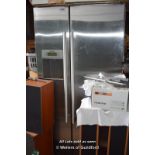 SIEMENS DOUBLE DOOR AMERICAN STYLE FRIDGE FREEZER