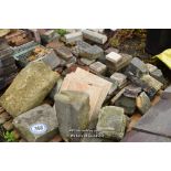 PALLET CONTAINING A MIXED QUANTITY OF QUARRY TILES, BLOCK PAVERS, MIXED STONE SECTIONS, ETC.