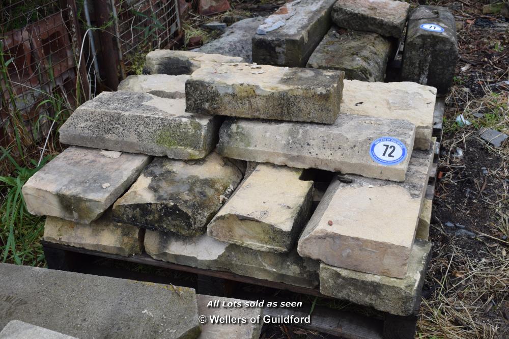 PALLET CONTAINING MIXED SANDSTONE COPING