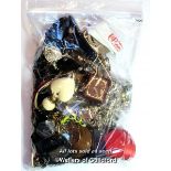 Bag of costume jewellery, gross weight 1.73 kilograms