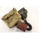 *WW2 BRITISH MASK 1942 GREAT CONDITION WITH HAVERSACK [LQD79](LOT SUBJECT TO VAT)