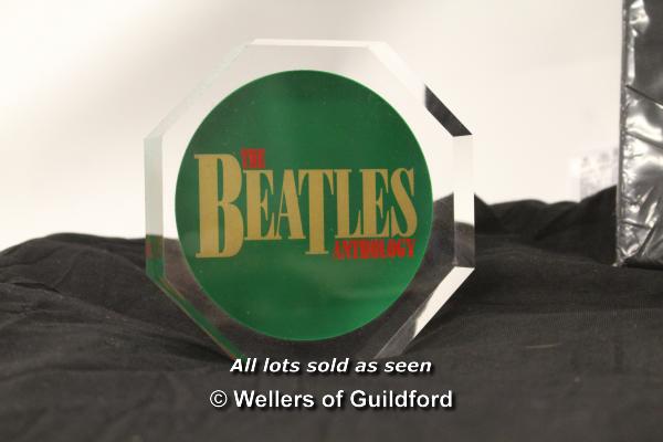 The Beatles: mixed memorabilia including, t-shirts, American bubble gum wrapper, John Lennon coin - Image 8 of 8