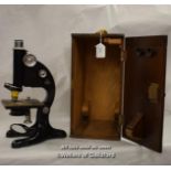 R & J Beck L.T.D London microscope, Model 29, U.L.A8 in original case