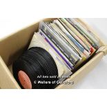 Box of mixed vinyl 45's
