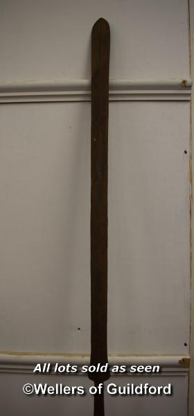 Two African spears, one ith wooden sssshaft and iron tip, 122cm; the other 204cm. - Image 2 of 6