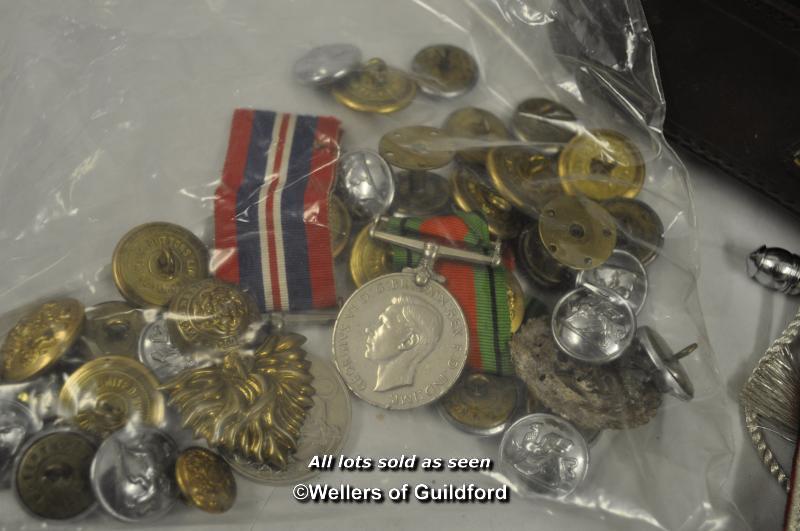 A collection of military items including a Royal Marines recrute Berrai, Royal Marines officers cap, - Image 6 of 6