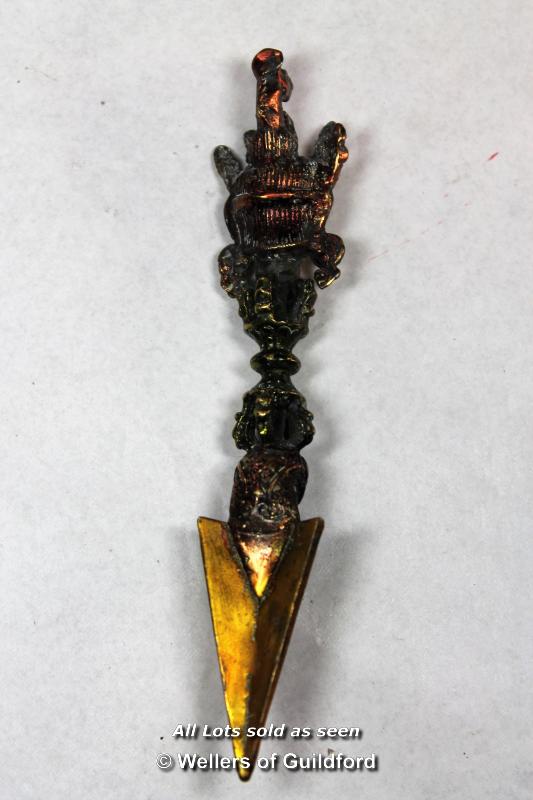 An Indonesian ornamental dagger, 16cm. - Image 2 of 2