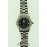 Gentlemen's Tag Heuer 3065 Professional 200m wristwatch, black dial with luminous baton hour
