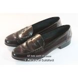 A pair of gentleman's brown leather size 44 Angel Infantes loafer shoes by Bevenutto Cellini