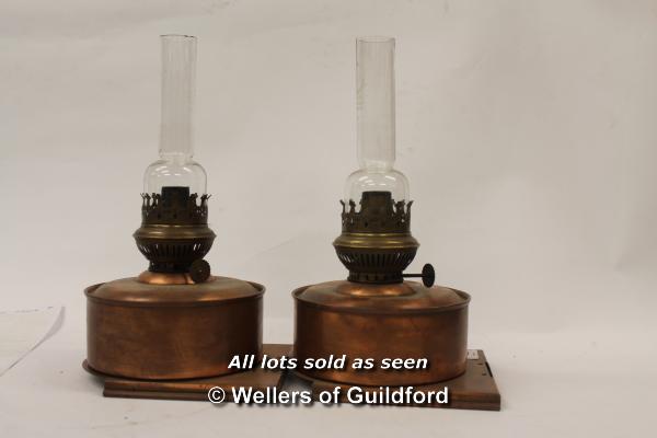 *PAIR OF OIL KEROSENE COPPER & BRASS LAMPS [LQD89]