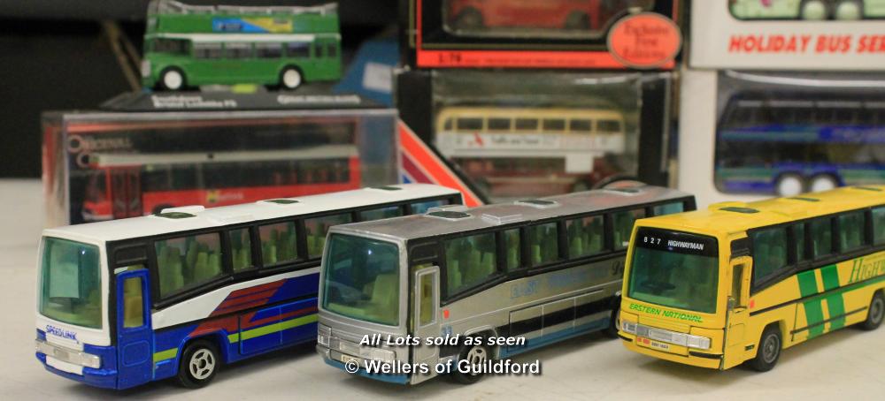 Assorted boxed /unboxed coaches and buses including Corgi, Road Monster and Gilbow Exclusive First - Image 3 of 6