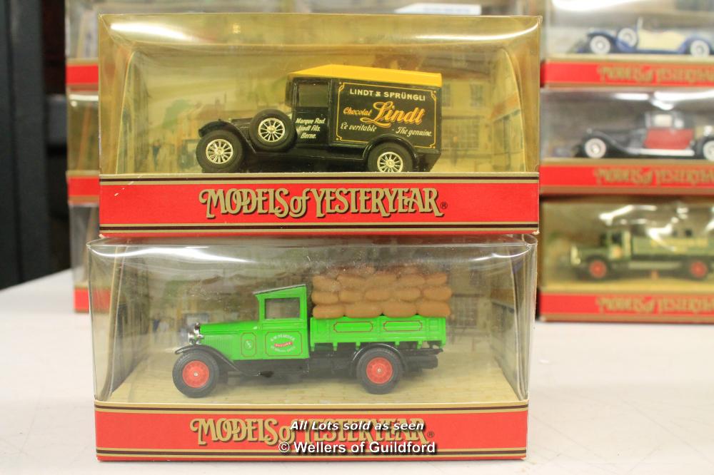 Matchbox Models of Yesteryear assorted die- cast trucks and cars including Model AA Ford Y621932, - Image 5 of 5