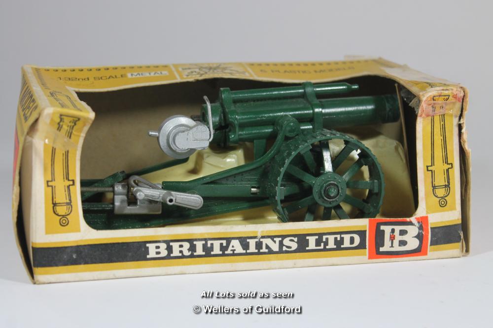 Britains 18" Heavy Howitzer 1:32 scale die-cast model number 9740, circa 1974