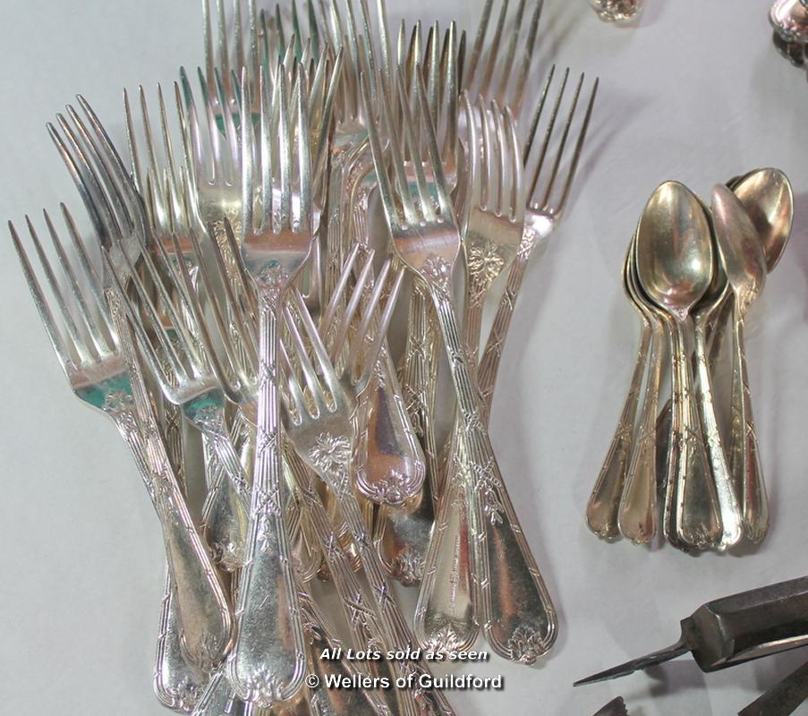 Two part suites of silver plated cutlery, one by Elkington; a pair of plated candle snuffers; a - Image 5 of 12