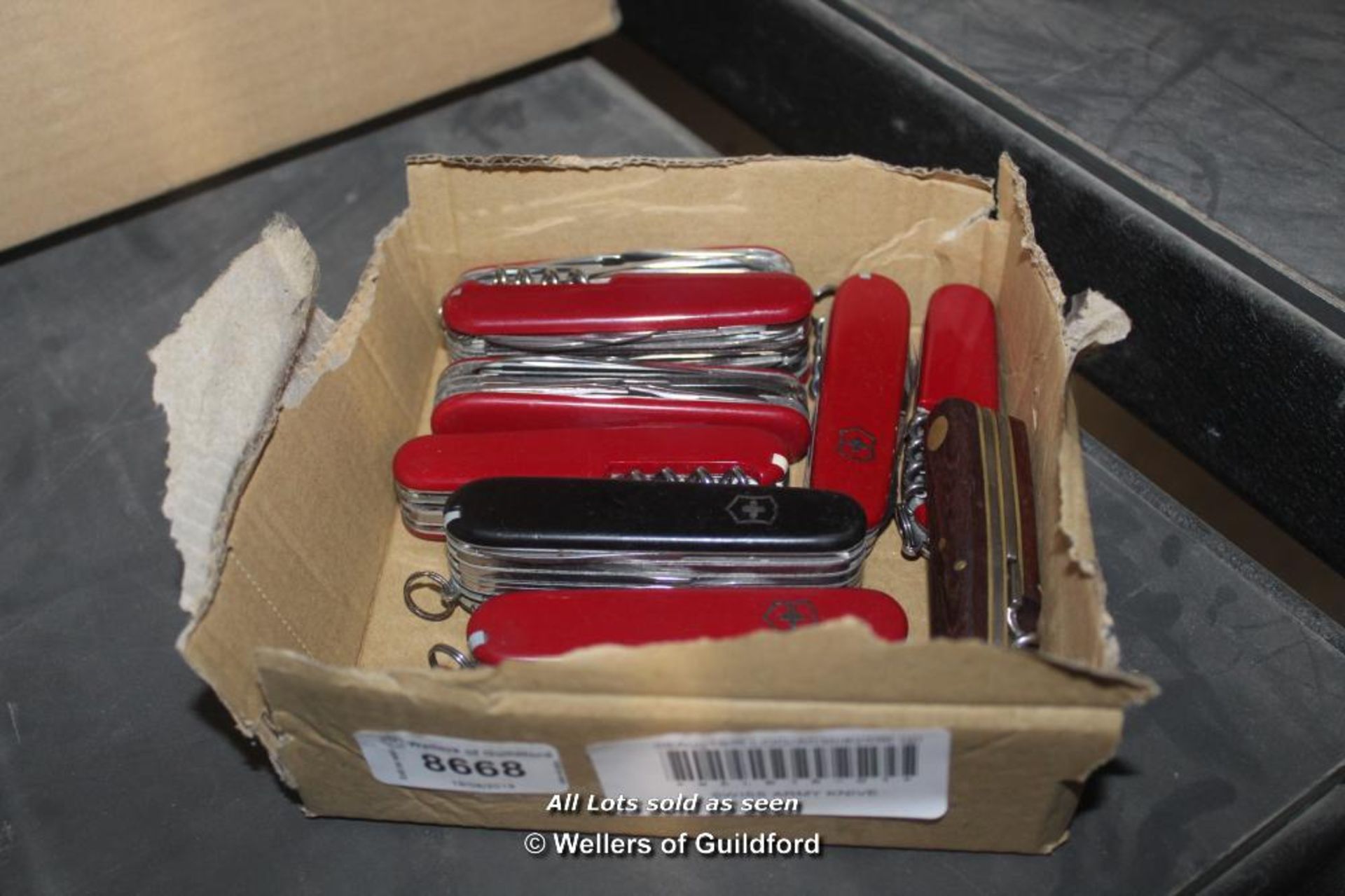 *X10 ASSORTED SWISS ARMY KNIVES