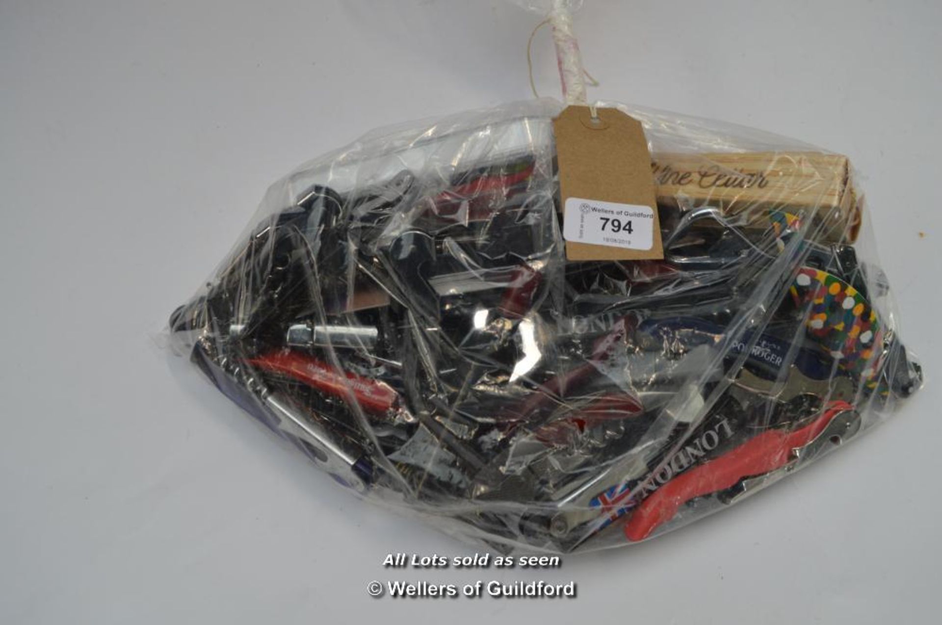 *BAG OF CORKSCREWS [475-19/08]