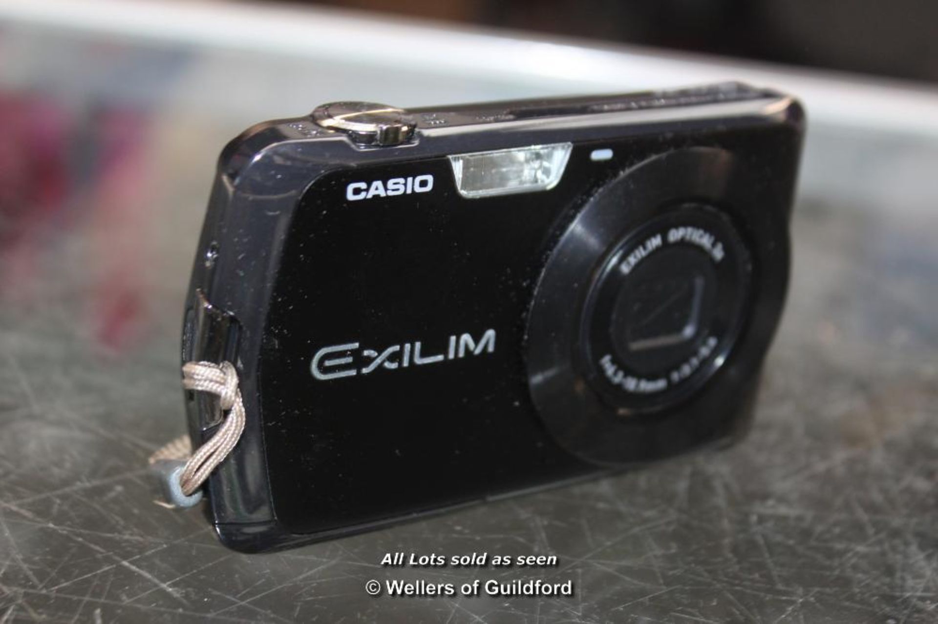 *CASIO EXILIM EX-Z335 CAMERA WITH CASE [508-23/09]