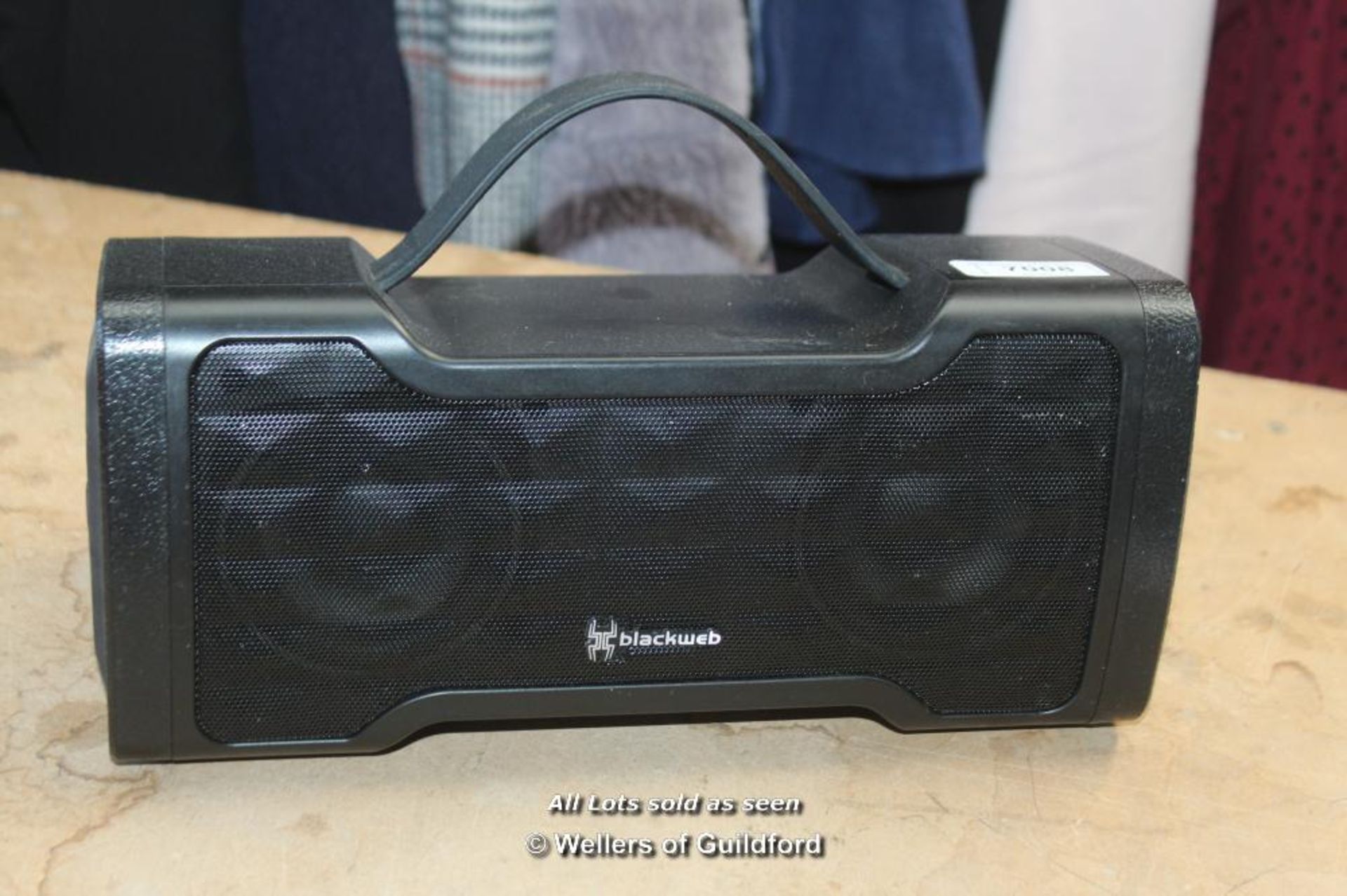 *BLACKWEB BLUETOOTH SPEAKER