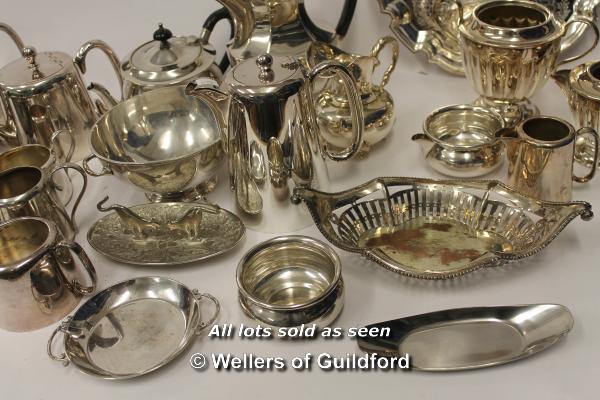 *Assorted vintage silver plate items (25) - Image 3 of 4