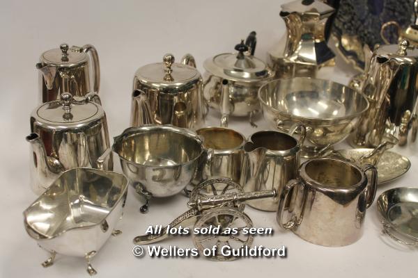 *Assorted vintage silver plate items (25) - Image 4 of 4