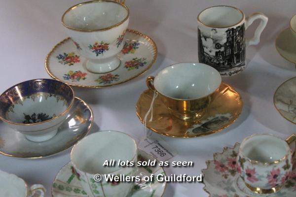 A quantity of mostly miniature cups and saucers; six Artone miniature teapots; a blue and white - Image 4 of 7