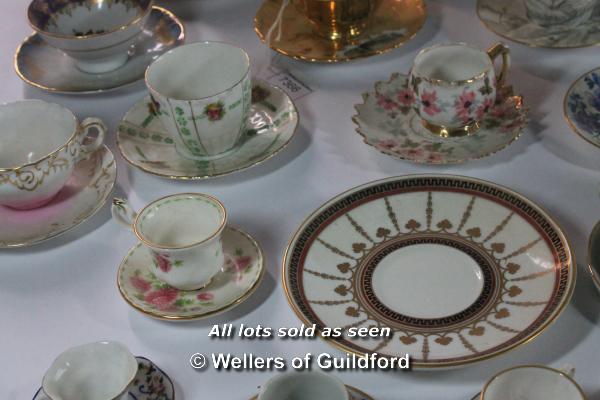 A quantity of mostly miniature cups and saucers; six Artone miniature teapots; a blue and white - Image 5 of 7