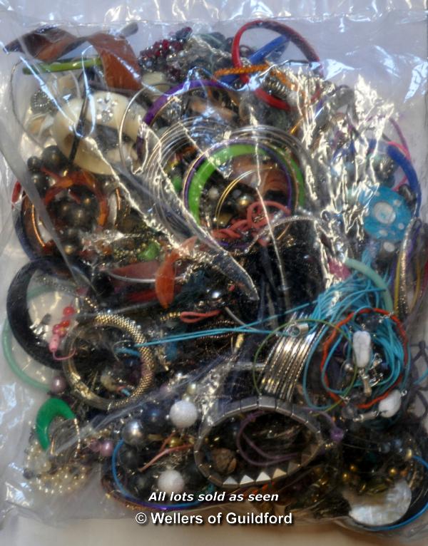 Sealed bag of costume jewellery, gross weight 3.39 kilograms