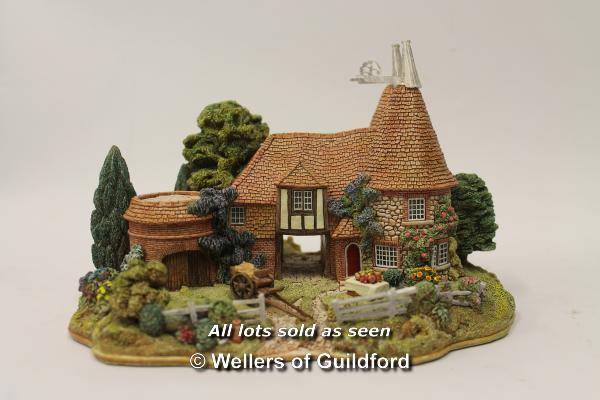 *Lilliput Lane 'Harvest Home' with paperwork and deeds (Lot subject to VAT) - Image 2 of 4