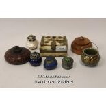 A collection of small decorative pots to include Wade (8)