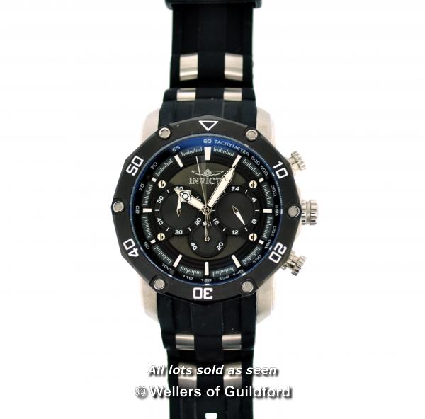 *Gentlemen's Invicta 28753 Pro Diver wristwatch, circular black dial with baton hour markers and