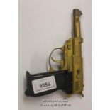 *James Bond: a Lone Star "Man with the Golden Gun" toy gun (Lot subject to VAT) (LQD98)