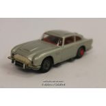 *Corgi James Bond Aston Martin Db5 270 Silver With Rotating Number Plates- And Both Figures (Lot