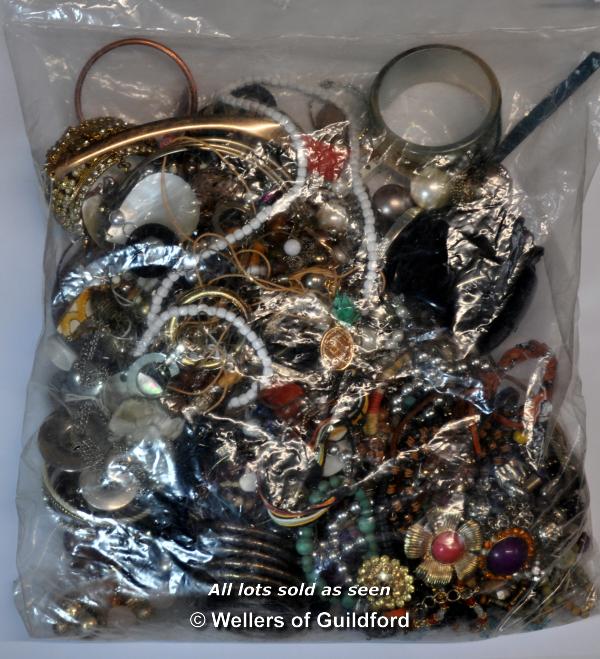 Sealed bag of costume jewellery, gross weight 3.82 kilograms