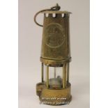 *Vintage Eccles type 6 brass miners lamp (Lot subject to VAT) (LQD98)