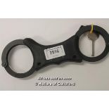 *Quik Kuf rigid handcuffs with key (Lot subject to VAT) (LQD98)