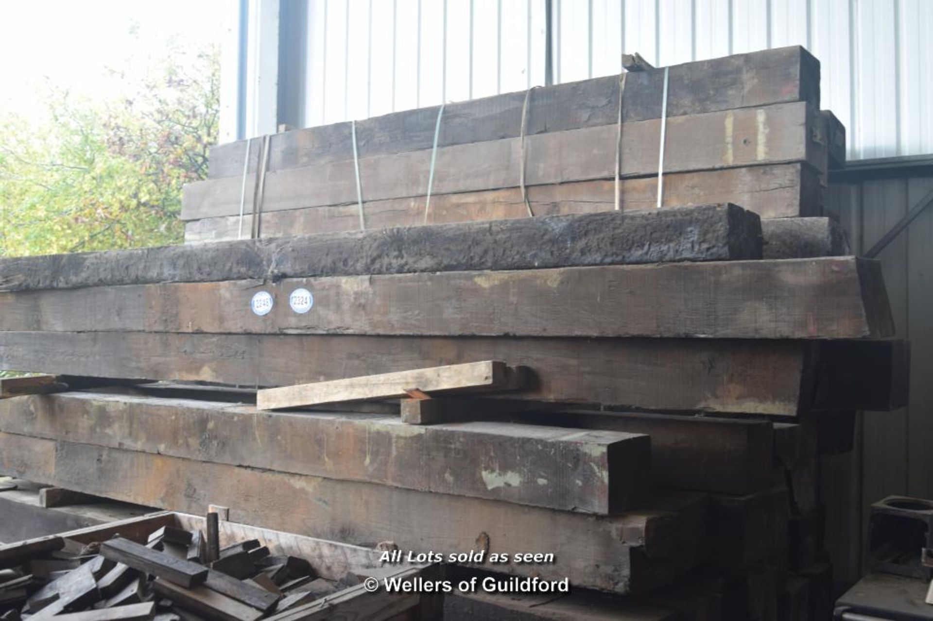 *LARGE OAK BEAM